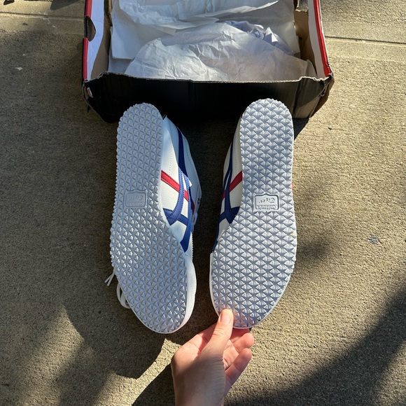 Onitsuka Tiger red, blue, and gold - Picture 5 of 6